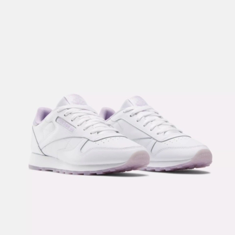 NWT REEBOK Classic Leather Ice Shoe